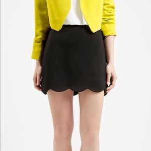Topshop Scallop Hem Mini Skirt in Black